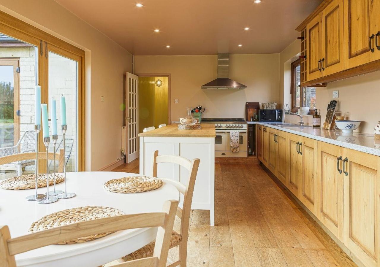 Charming 3Bd Cotswolds Family Retreat Villa Bourton-on-the-Water Екстериор снимка